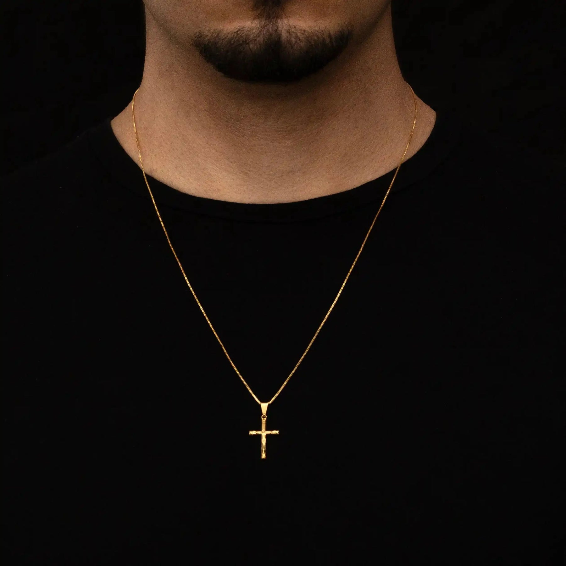Corrente Veneziana com pingente Cruz Jesus Cristo Banhado a Ouro 18k