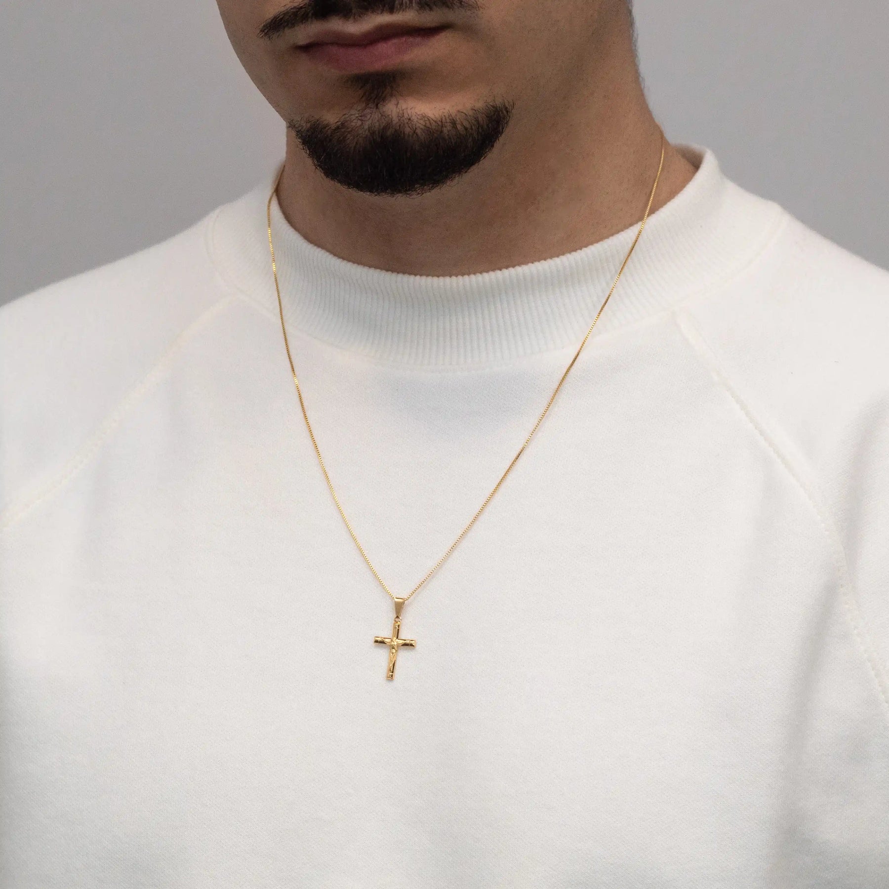 Corrente Veneziana com pingente Cruz Jesus Cristo Banhado a Ouro 18k