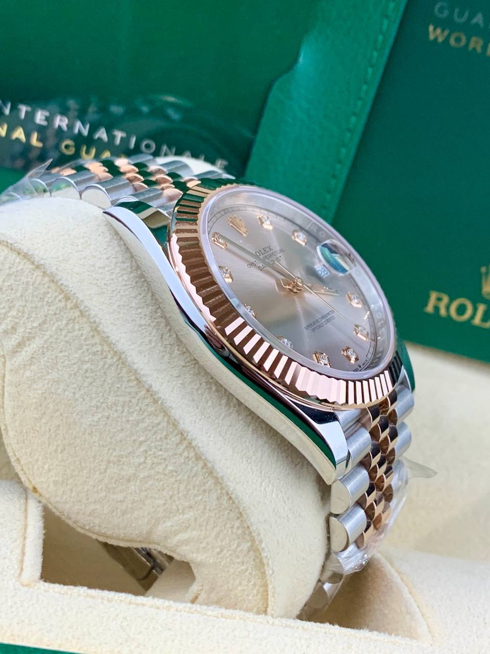 Rolex Datejust II 126331 Rose Gold Sundust Diamond