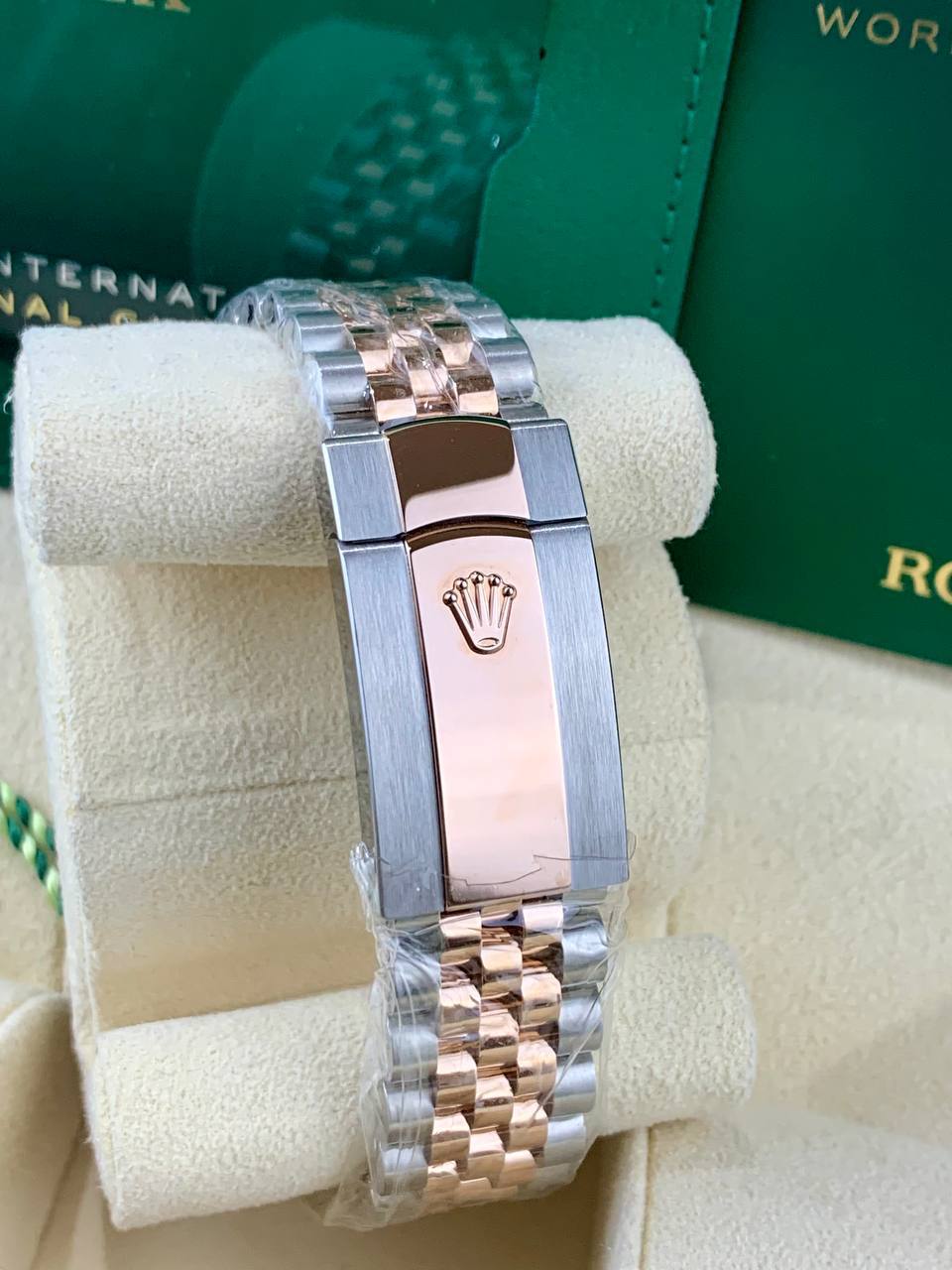 Rolex Datejust II 126331 Rose Gold Sundust Diamond