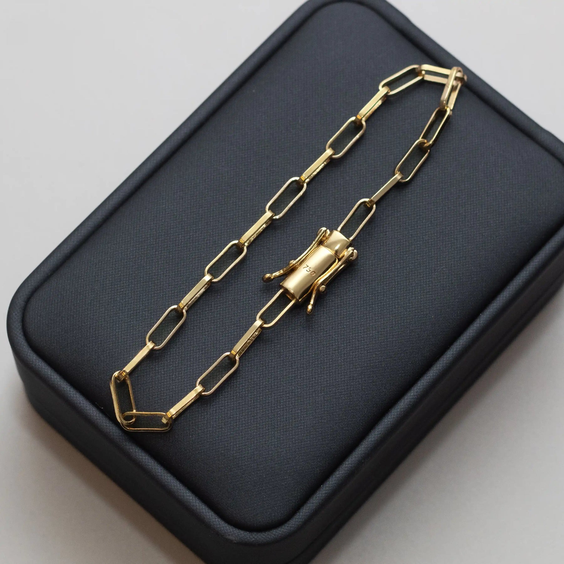 Pulseira Cartier 3,5mm Banhado a Ouro 18k