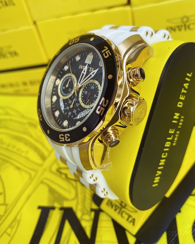 Invicta White Submarine 1915