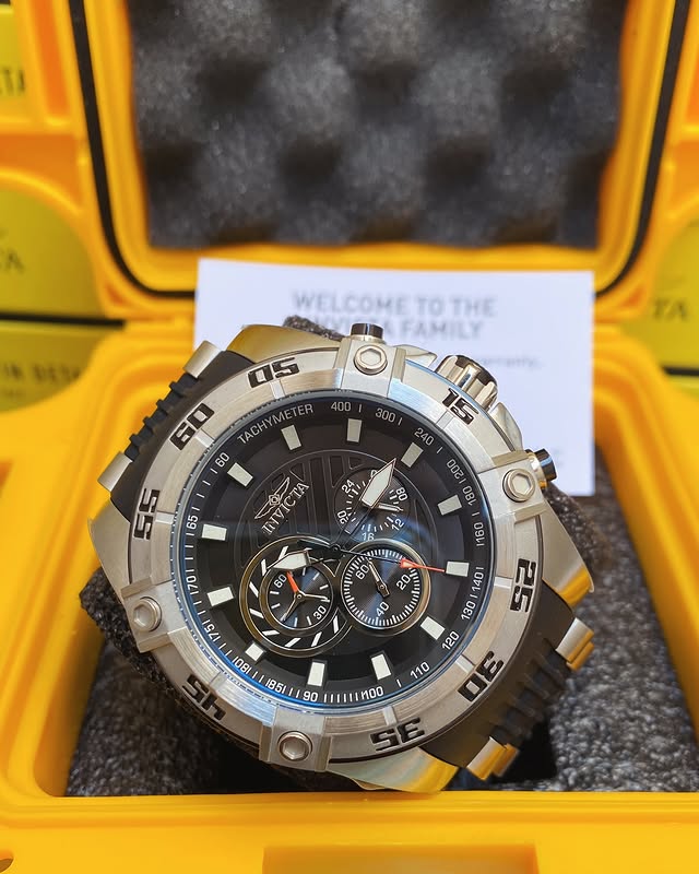 Invicta Molest 1295