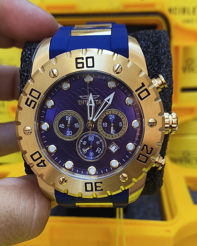 Invicta Submarine Goldline 1495