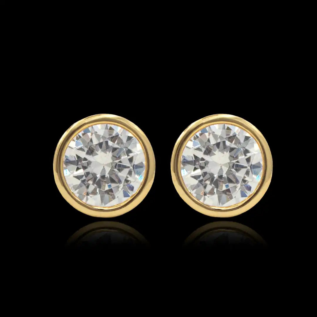 Brincos Round Bezel 10mm Banhado a Ouro 18k