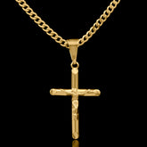 Corrente Grumet 2,5mm com Pingente Cruz com Cristo Banhado a Ouro 18k
