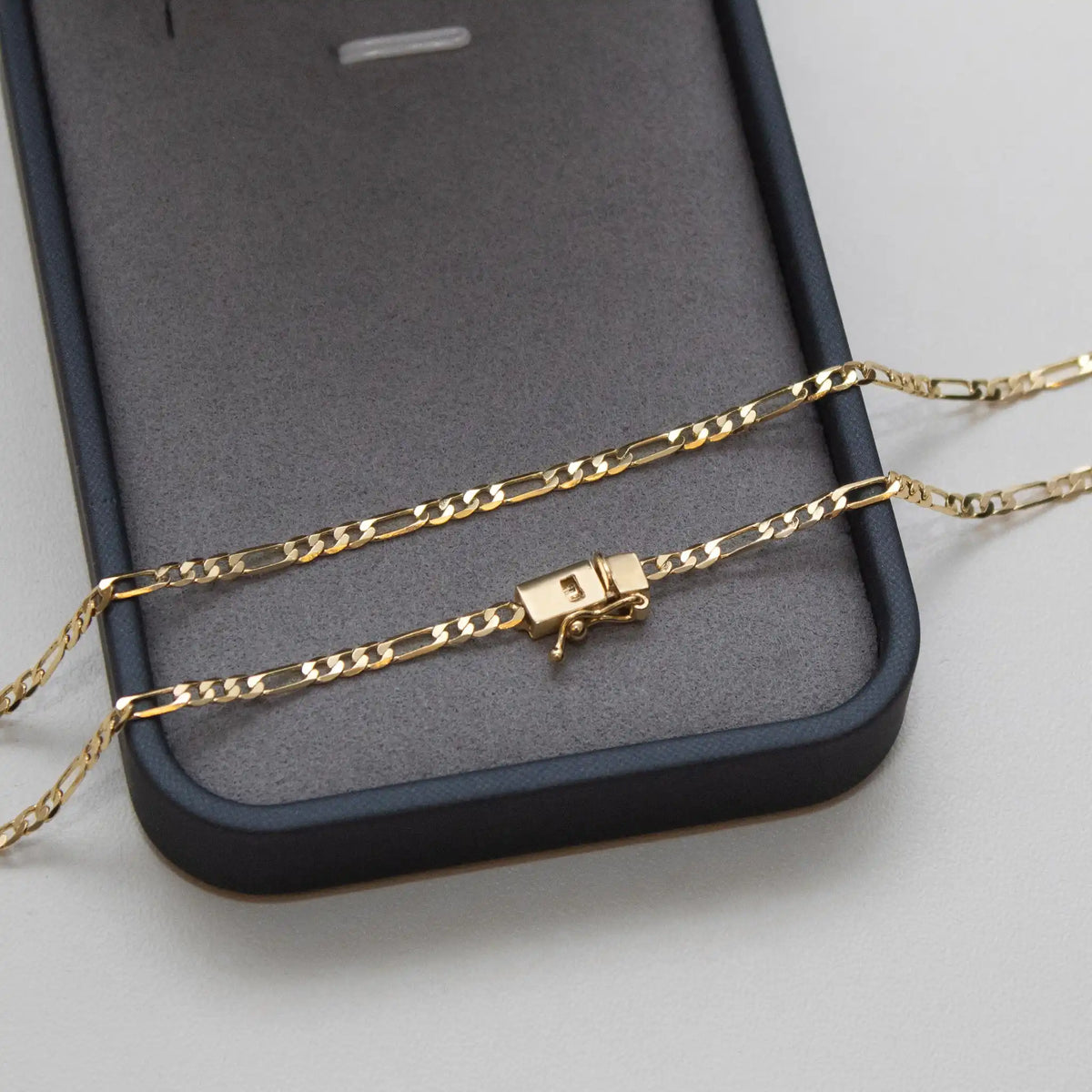 Corrente Fígaro 3mm Banhado a Ouro 18k