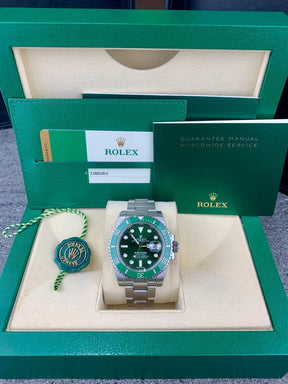 Rolex Submariner Green Hulk 116610LV