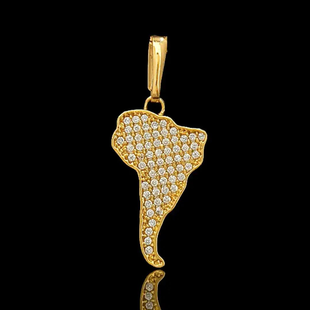 Pingente Brasil Cravejado Banhado a Ouro 18k
