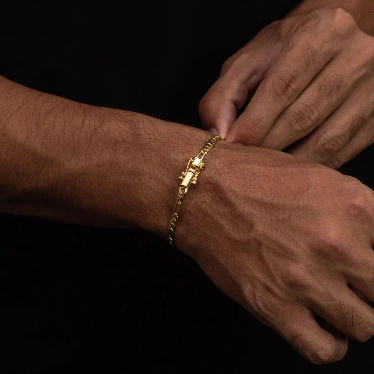Pulseira 3 por 1 Fígaro 4mm Banhado a Ouro 18k